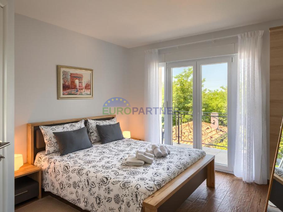Ekskluzivna Vila s Pogledom na More – Umag, Istra