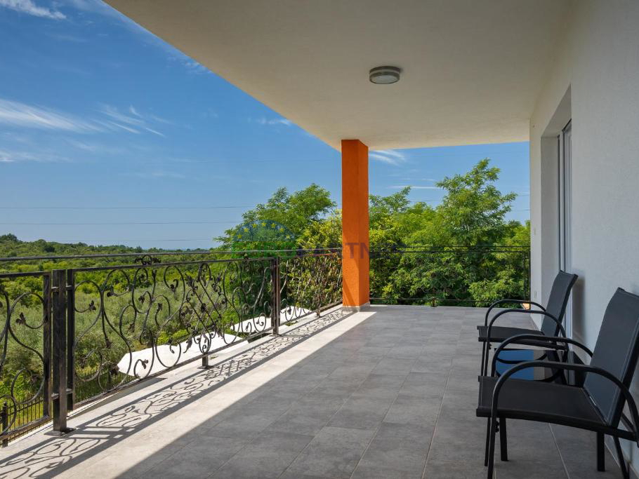 Ekskluzivna Vila s Pogledom na More – Umag, Istra