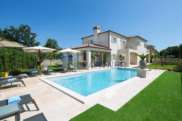 Beautiful luxury stone villa in Istria!