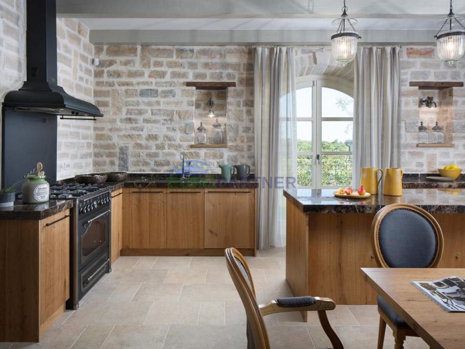 Beautiful luxury stone villa in Istria&excl;