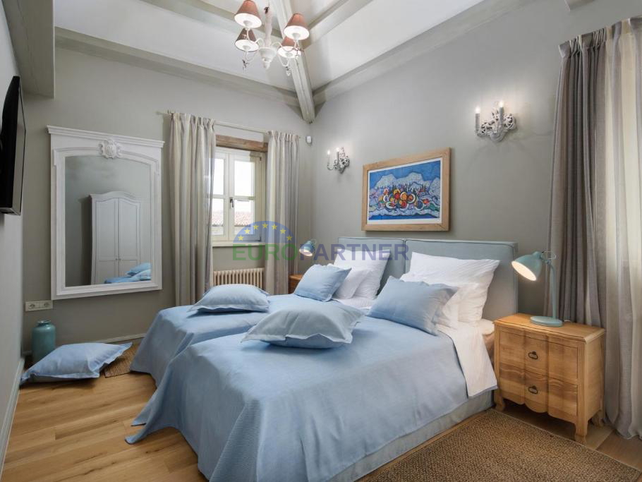 Beautiful luxury stone villa in Istria&excl;