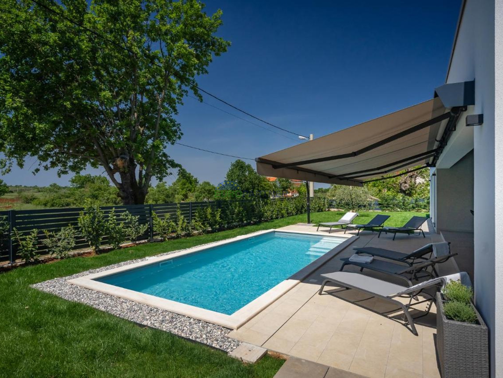 Istria, Poreč, beautiful single-story house with a pool and a lovely garden.