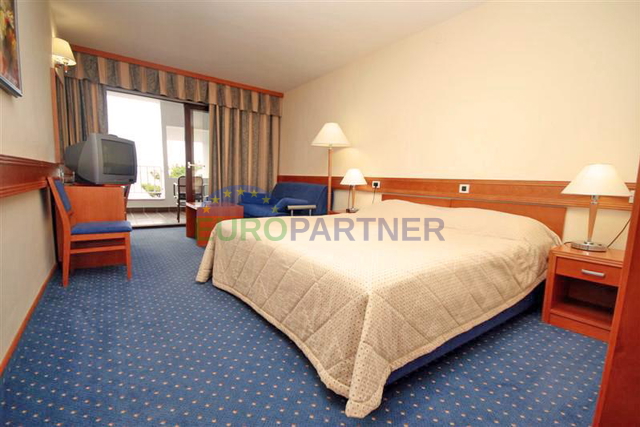 Hotel, 5673 m2, Verkauf, Selce