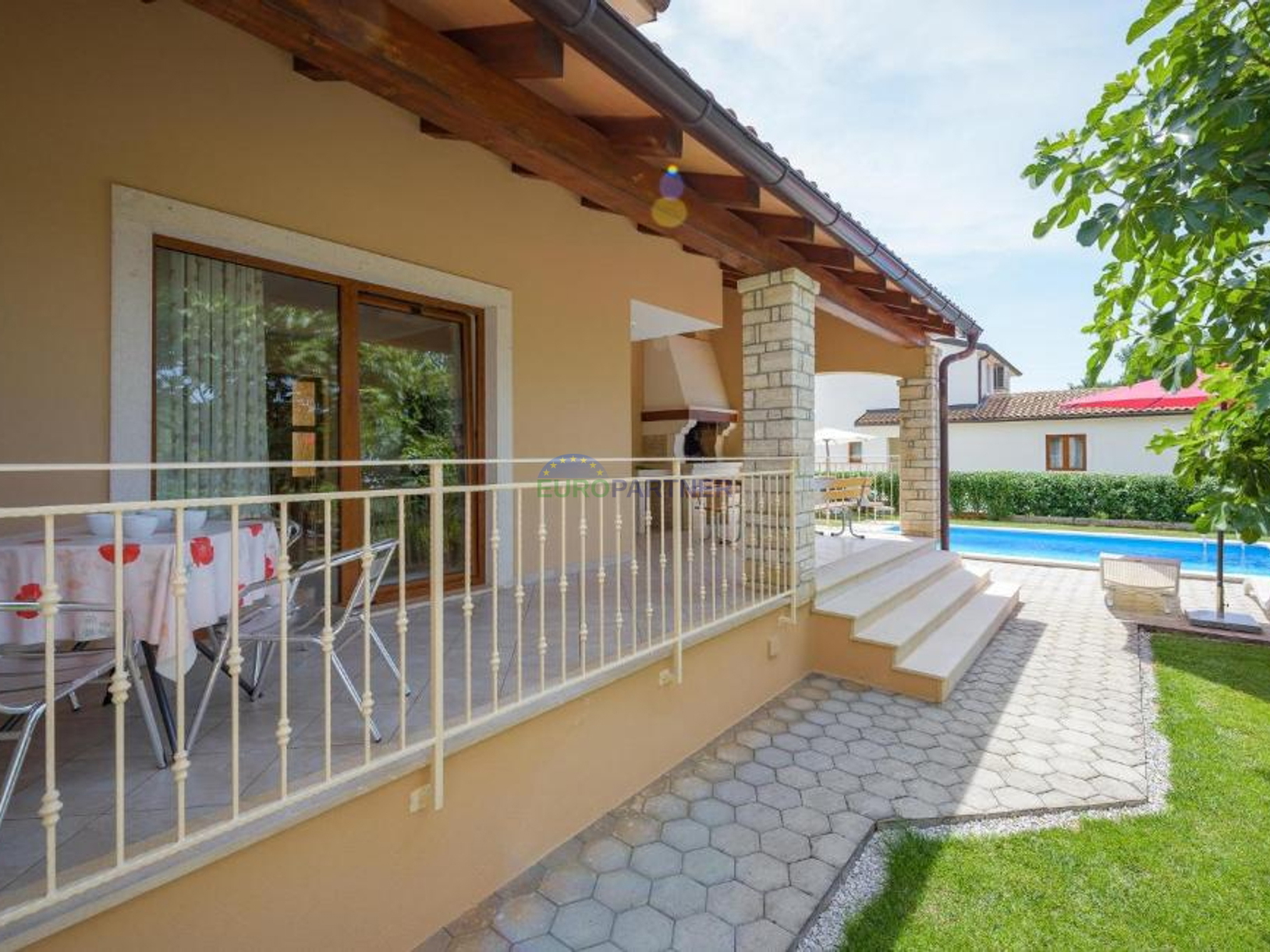 Mediteranska kuća s bazenom, 12km od Poreča
