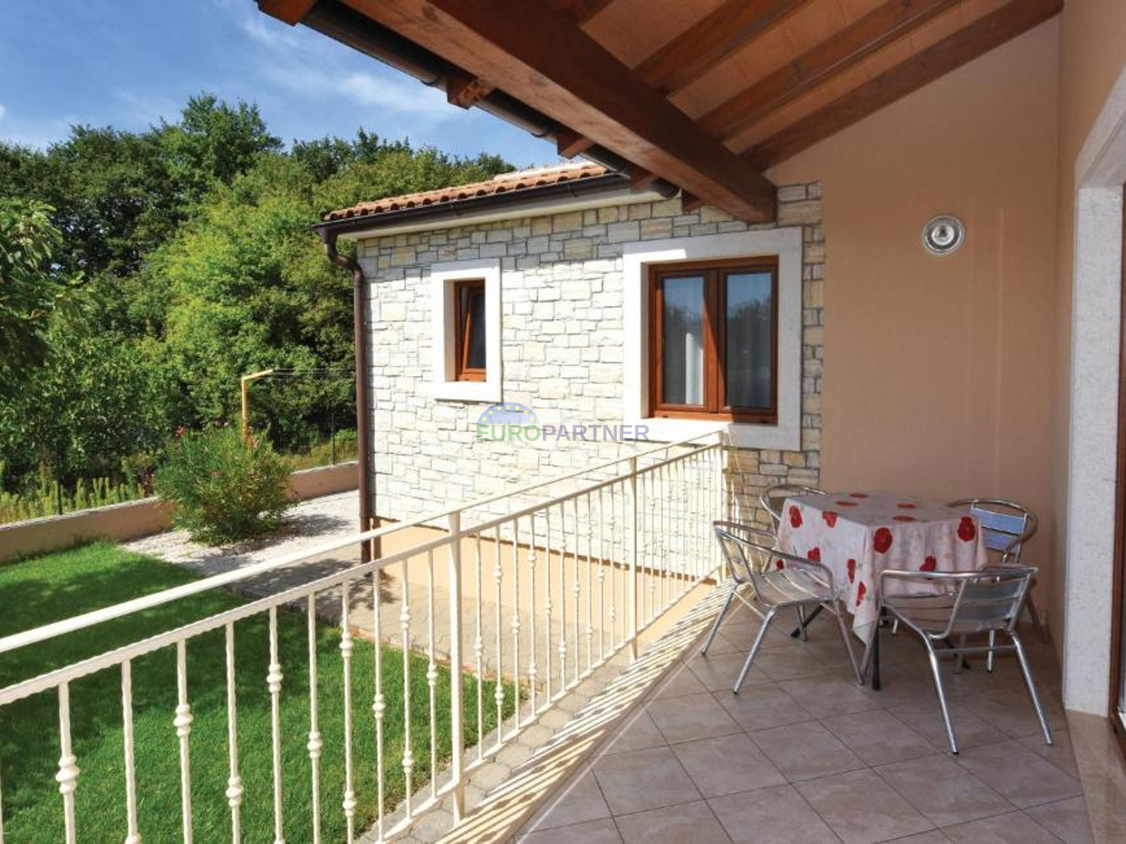 Mediteranska kuća s bazenom, 12km od Poreča