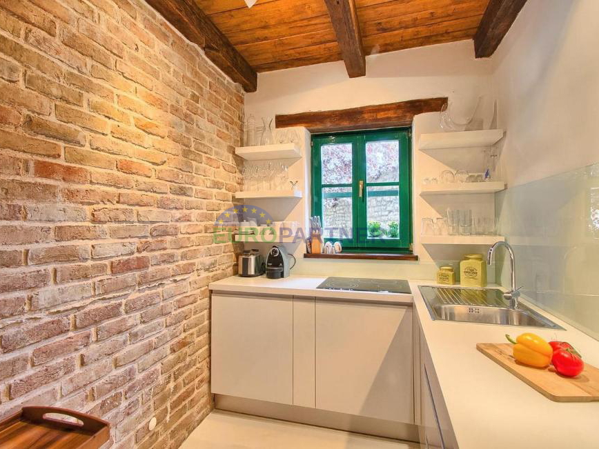 Istra, Baderna, autentična kamena kuća nakon renovacije