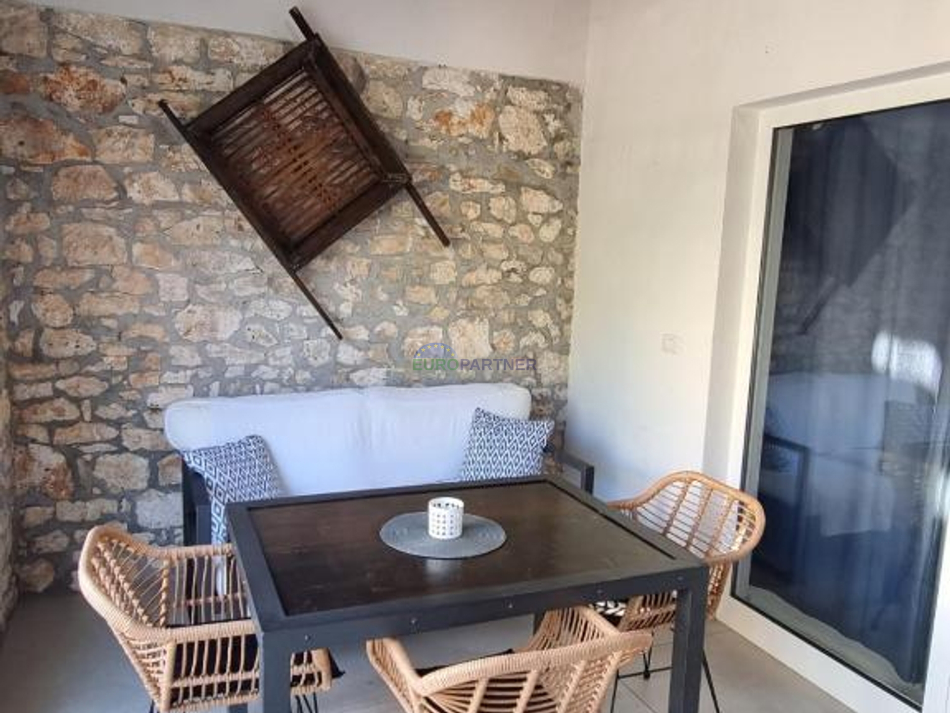 Poreč, surroundings, renovated stone house with a pool, 4km from the sea.