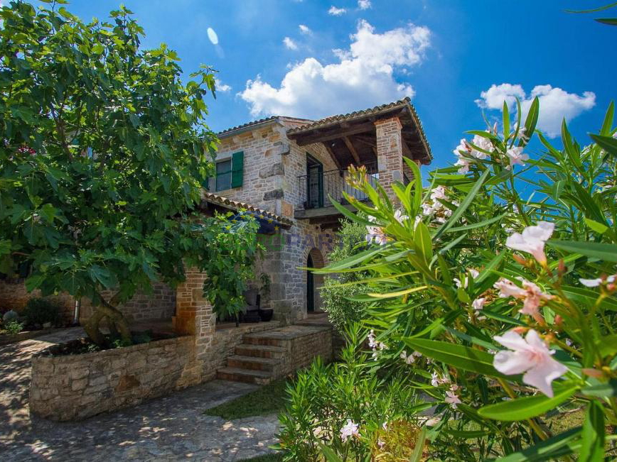 Istra, Baderna, autentična kamena kuća nakon renovacije