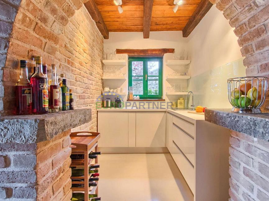 Istra, Baderna, autentična kamena kuća nakon renovacije