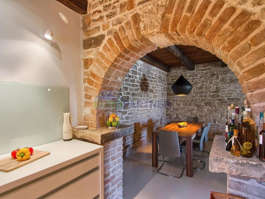 Istra, Baderna, autentična kamena kuća nakon renovacije