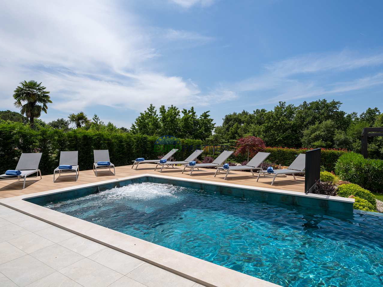 Moderna vila s pogledom na more, Poreč, 900m od mora