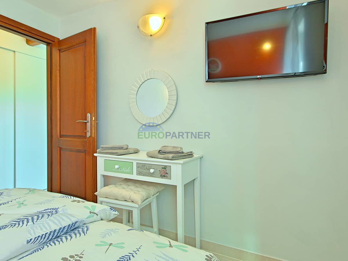 Istrien, Novigrad, Villa mit Pool an ausgezeichneter Lage