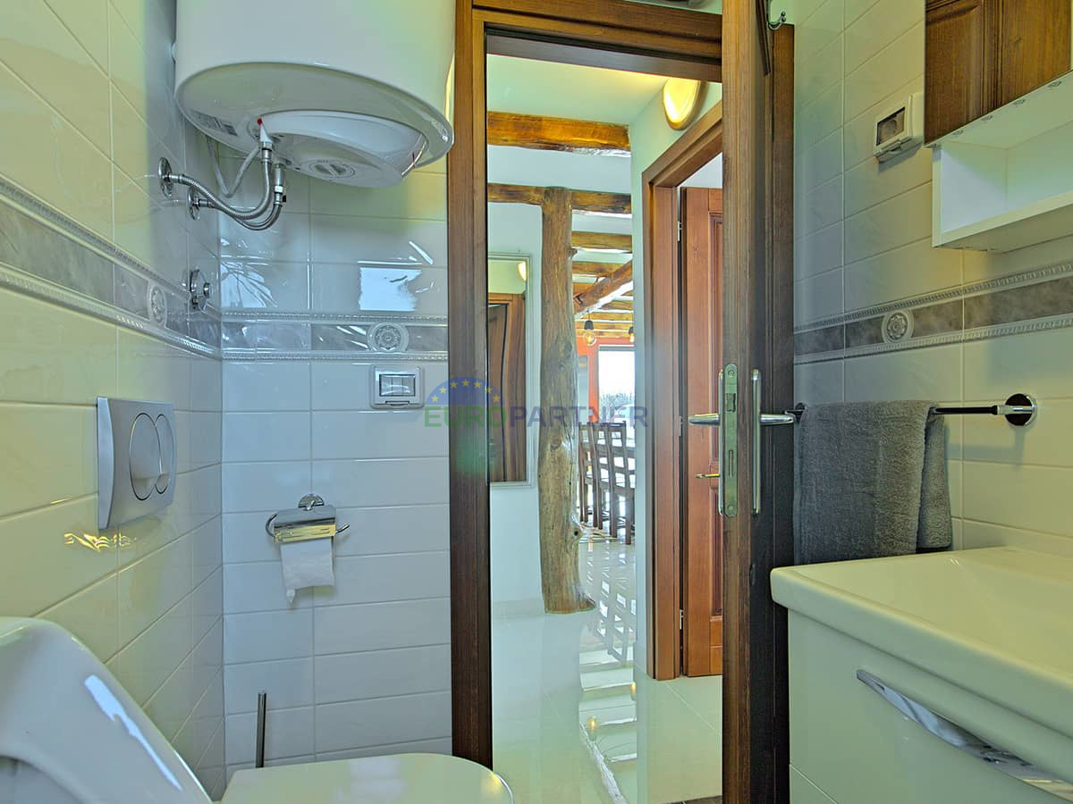 Istrien, Novigrad, Villa mit Pool an ausgezeichneter Lage