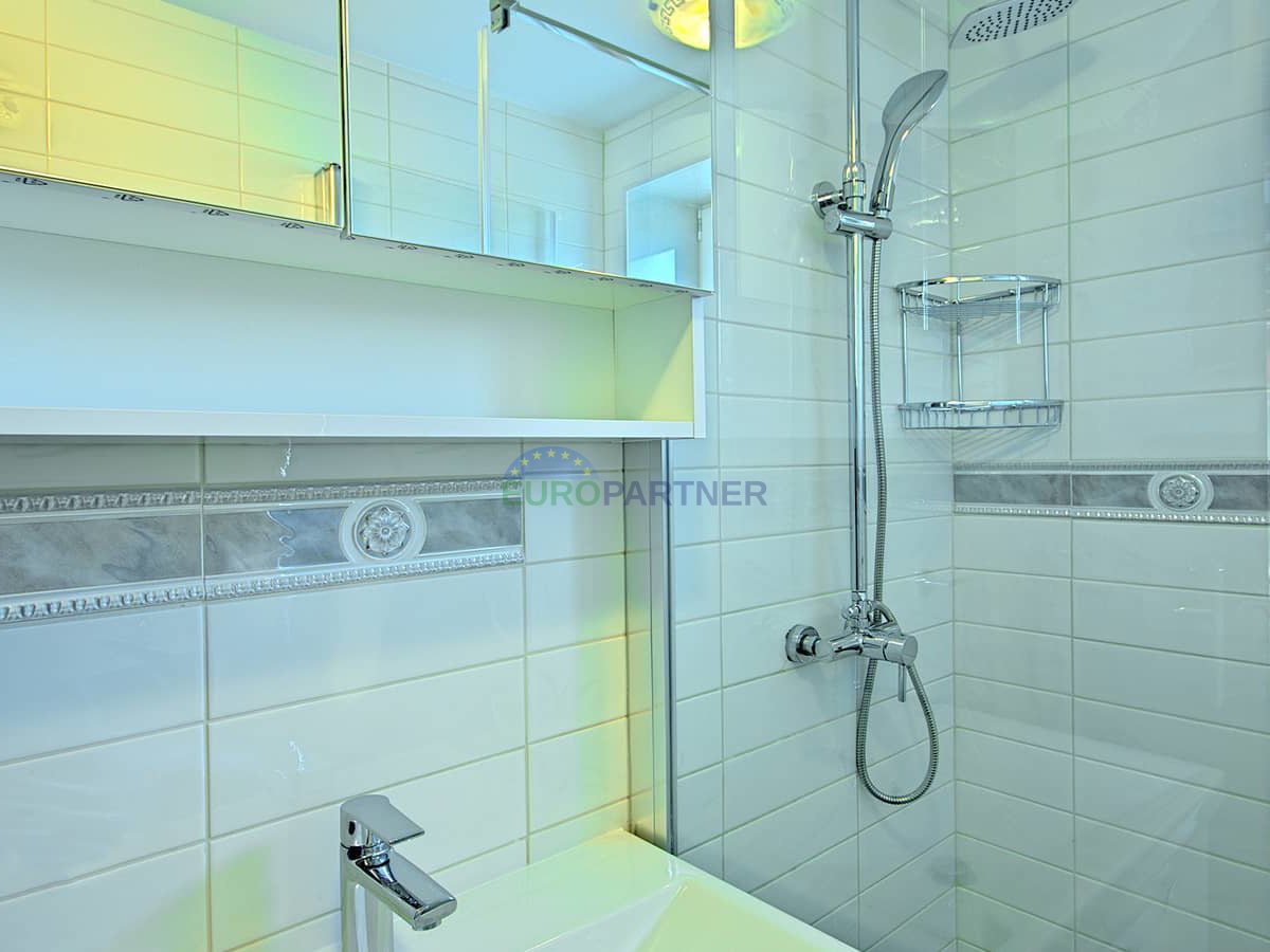 Istrien, Novigrad, Villa mit Pool an ausgezeichneter Lage