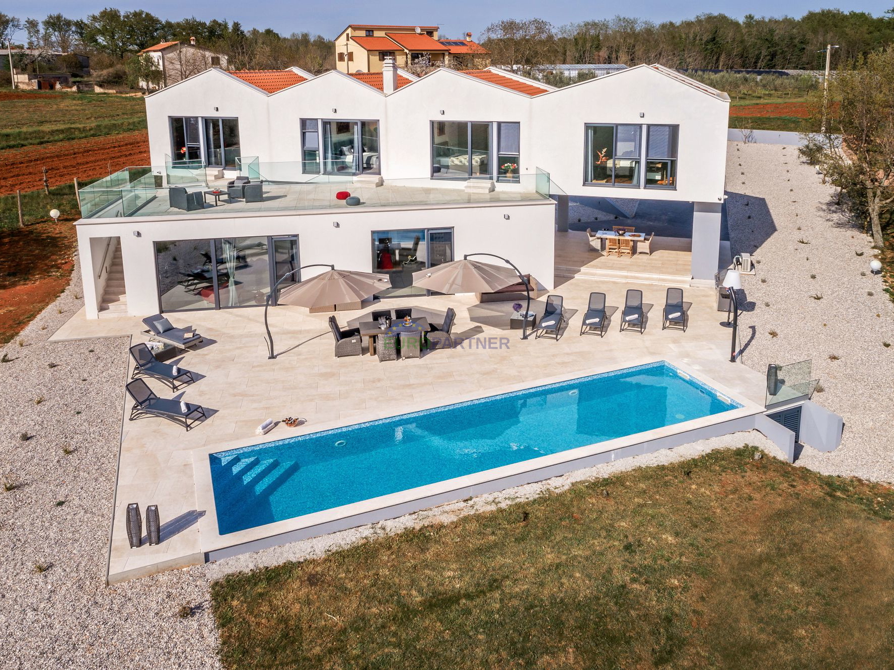 Luxusvilla mit 6000 m2 Garten, Umgebung von Poreč