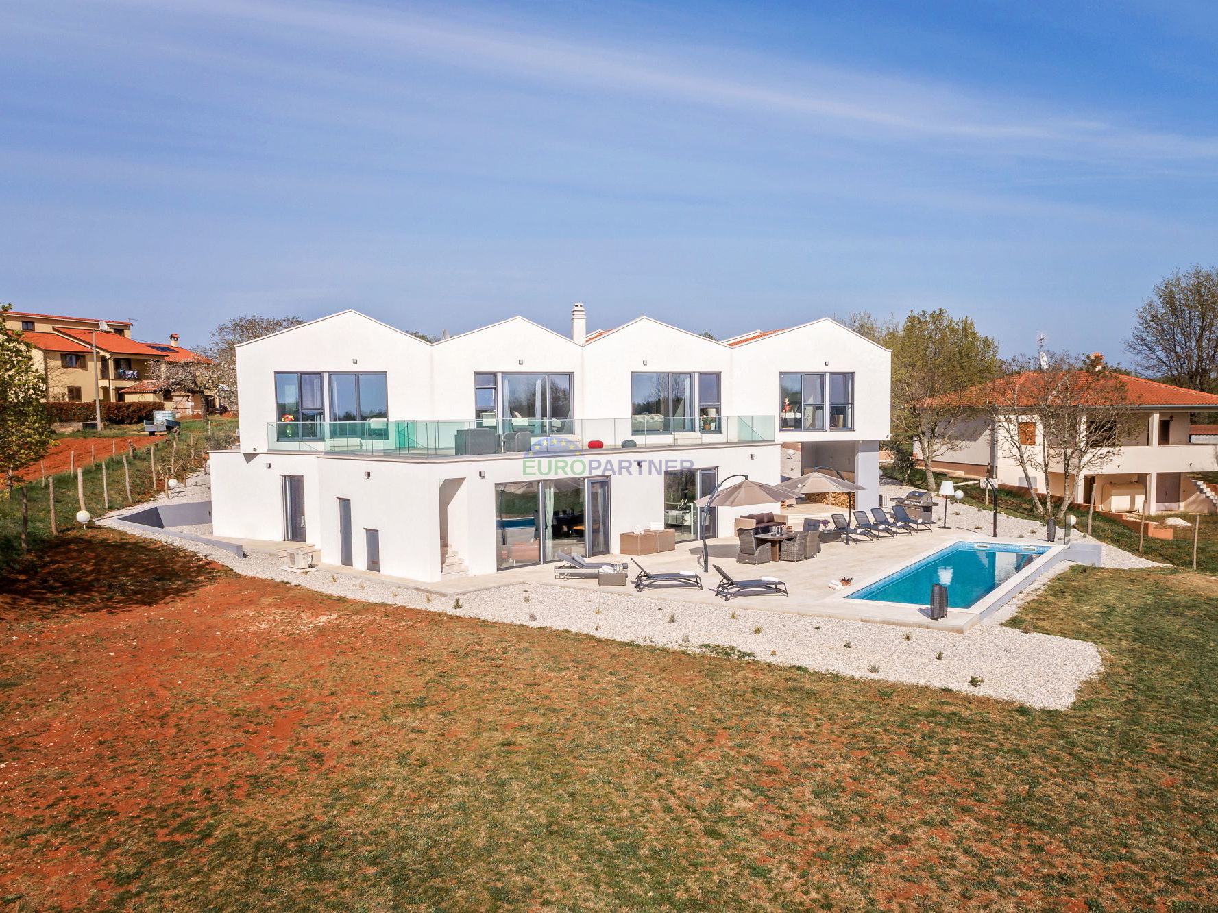 Luxusvilla mit 6000 m2 Garten, Umgebung von Poreč