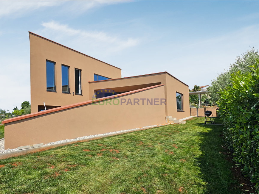 Istra, Novigrad, moderne Villa mit Pool