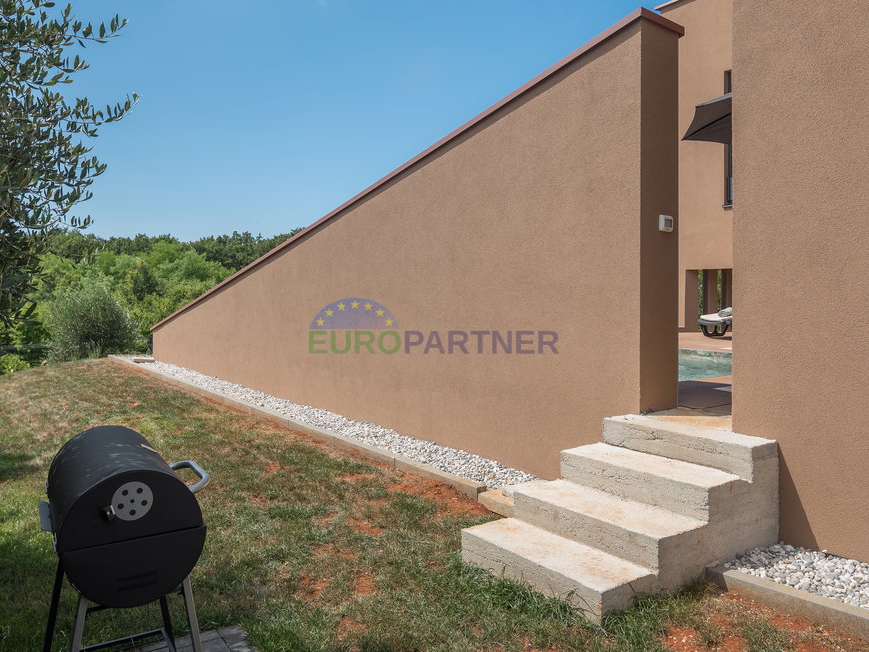 Istra, Novigrad, moderne Villa mit Pool