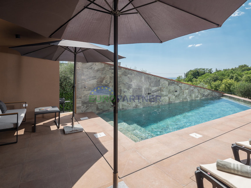 Istra, Novigrad, moderne Villa mit Pool