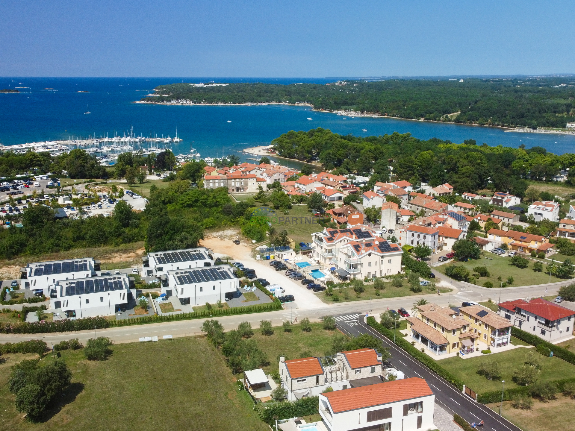 Istra, Funtana, Baugrundstück 100 m vom Meer entfernt