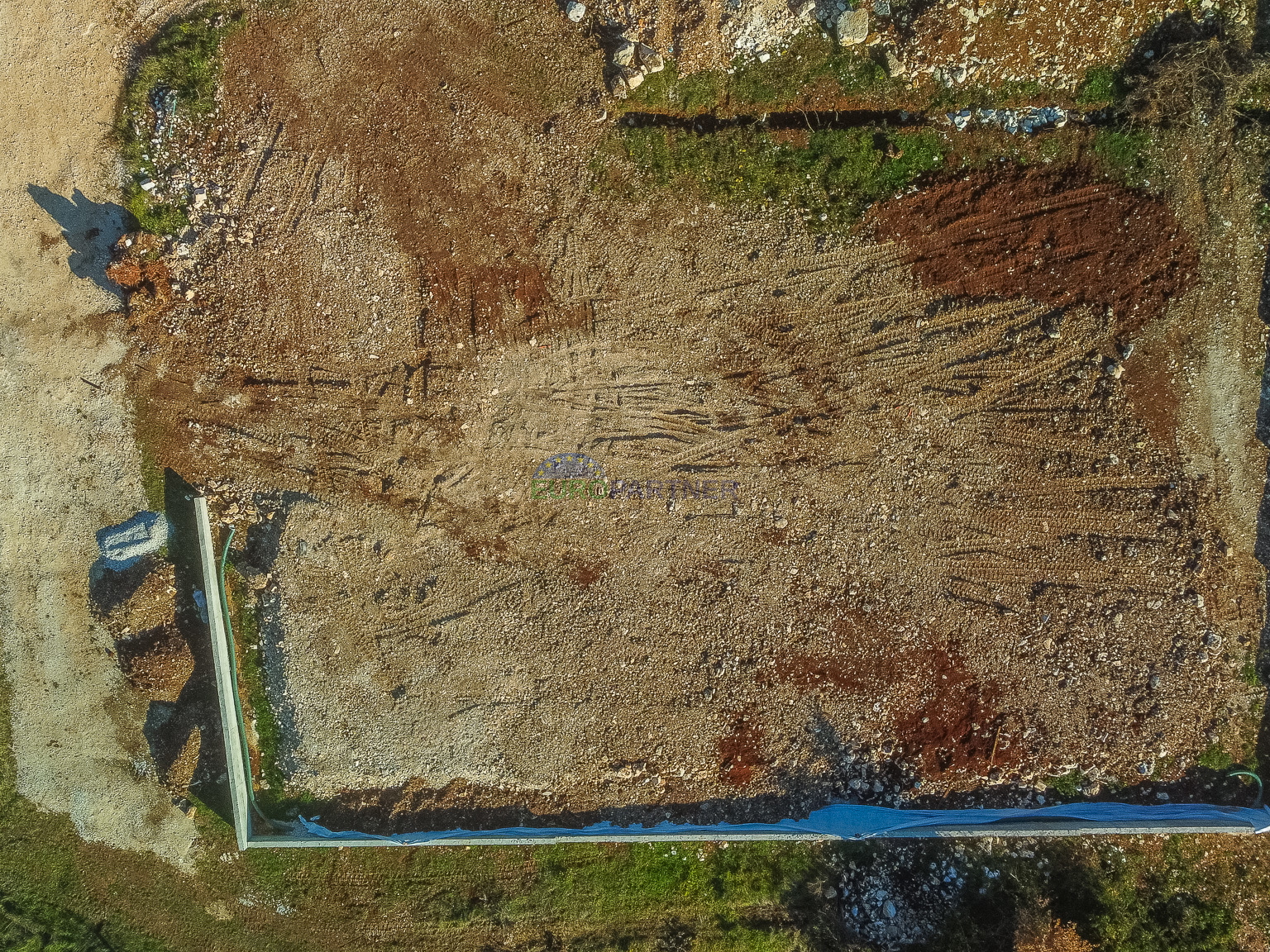 Baugrundst&uuml;ck 1000 m2&comma; in der N&auml;he von Pore&ccaron;