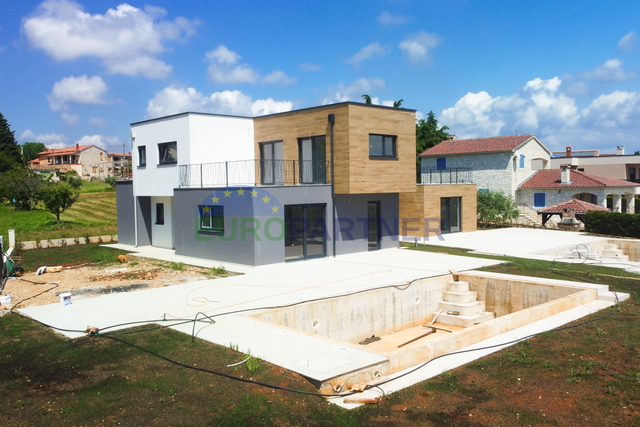 Moderne Villa 7 km von Poreč, Istrien