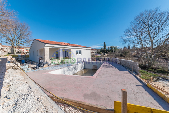 Istria, Rovigno, splendida villa con piscina nei dintorni di Rovigno