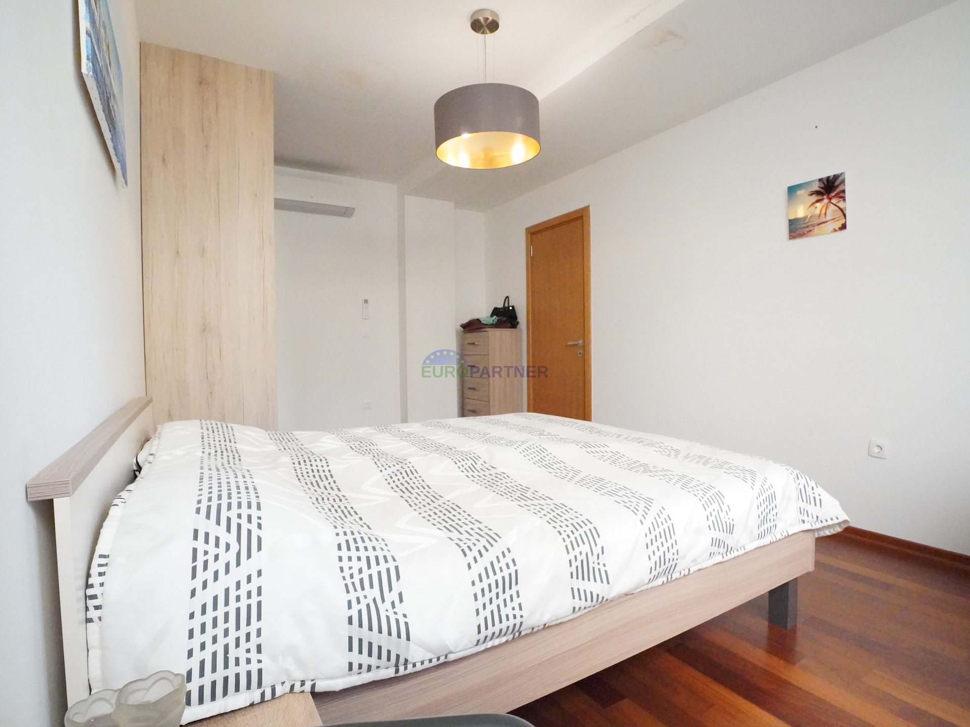 Stan 600m od mora&comma; Pore&ccaron;&excl;