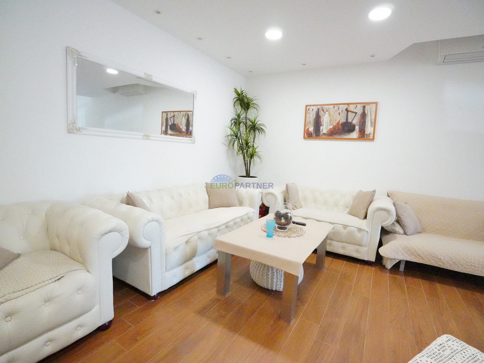 Stan 600m od mora&comma; Pore&ccaron;&excl;