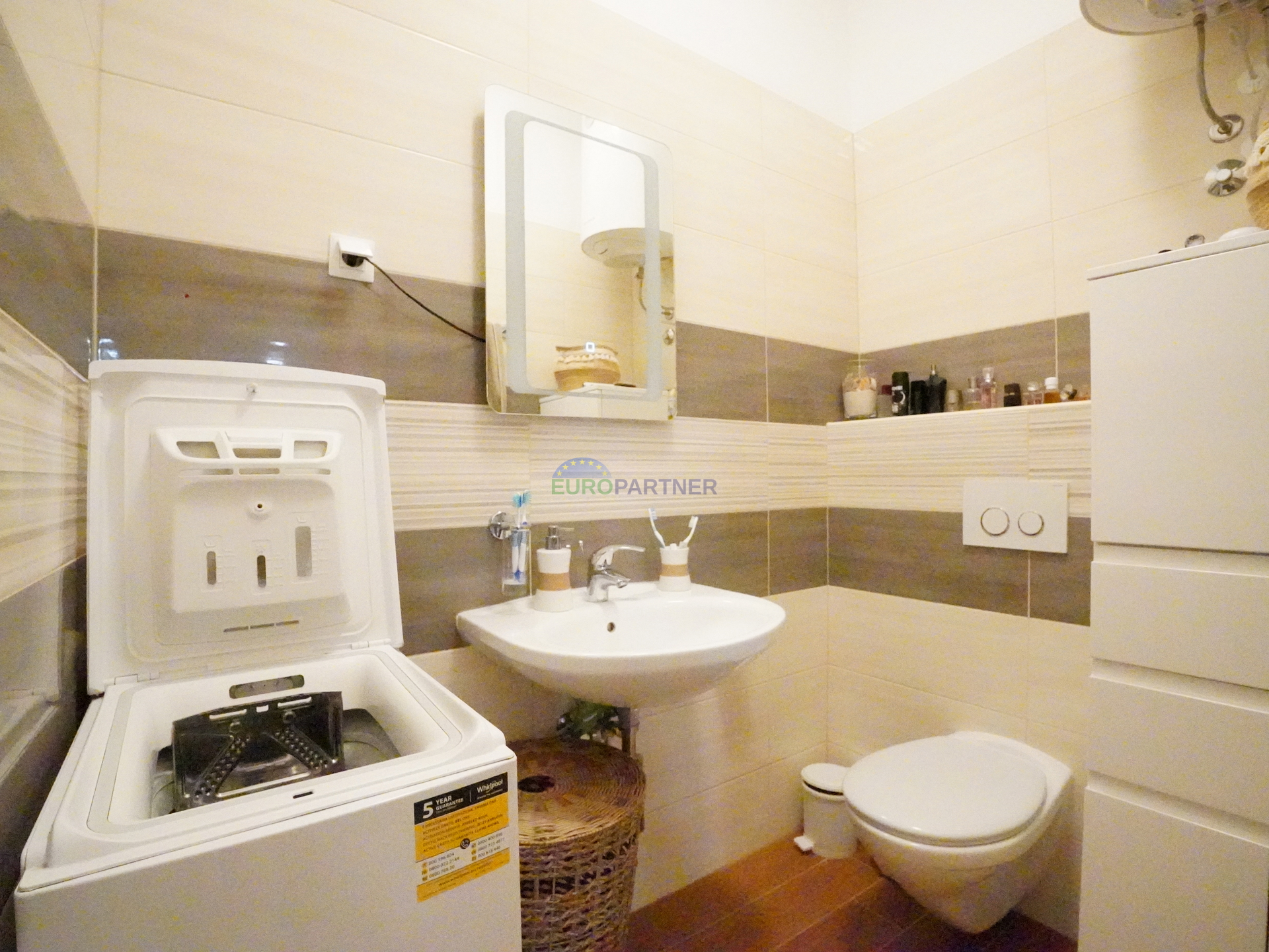 Stan 600m od mora&comma; Pore&ccaron;&excl;