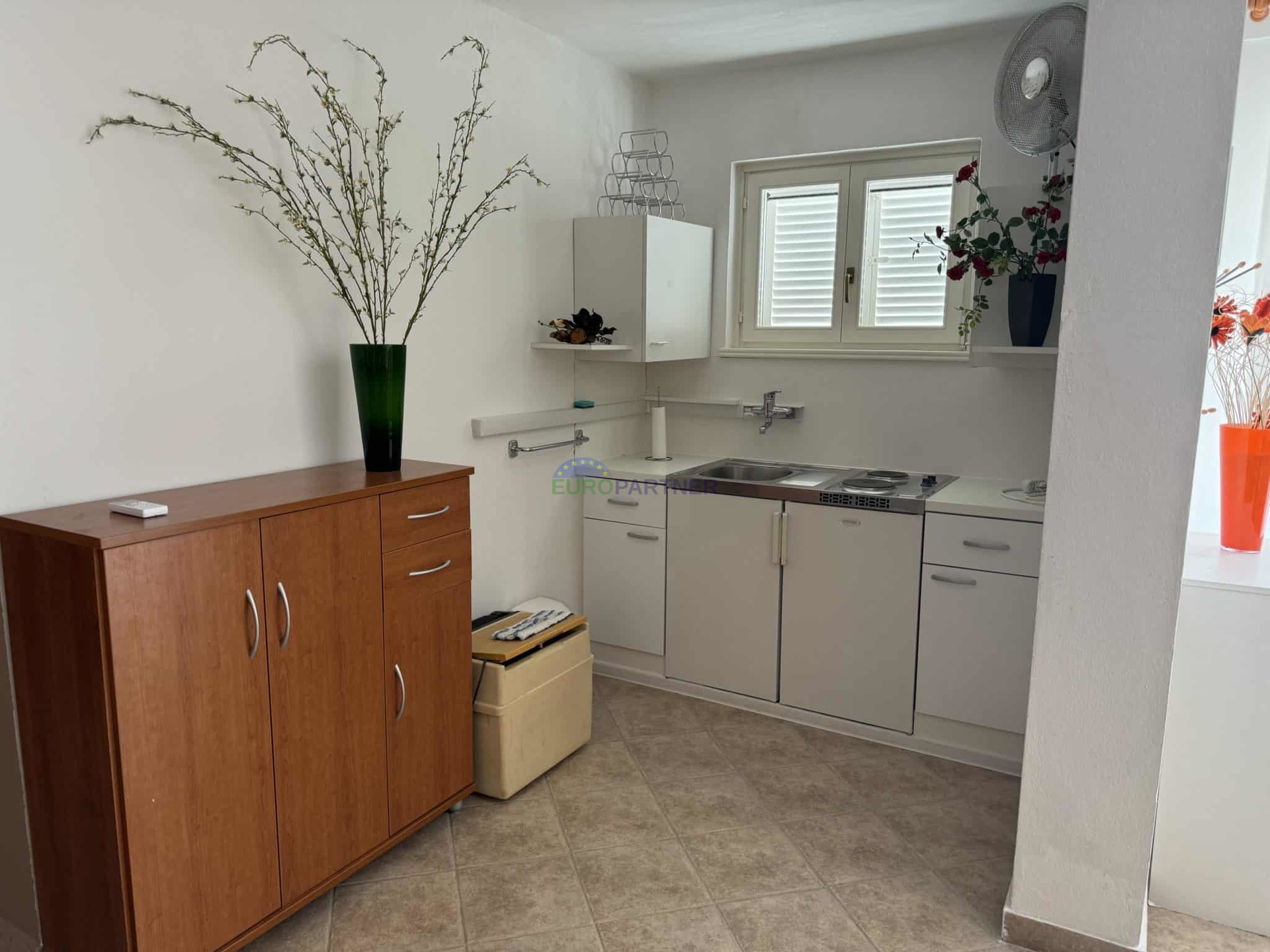 Freistehendes Haus mit Einliegerwohnung und Meerblick, Poreč, Istrien