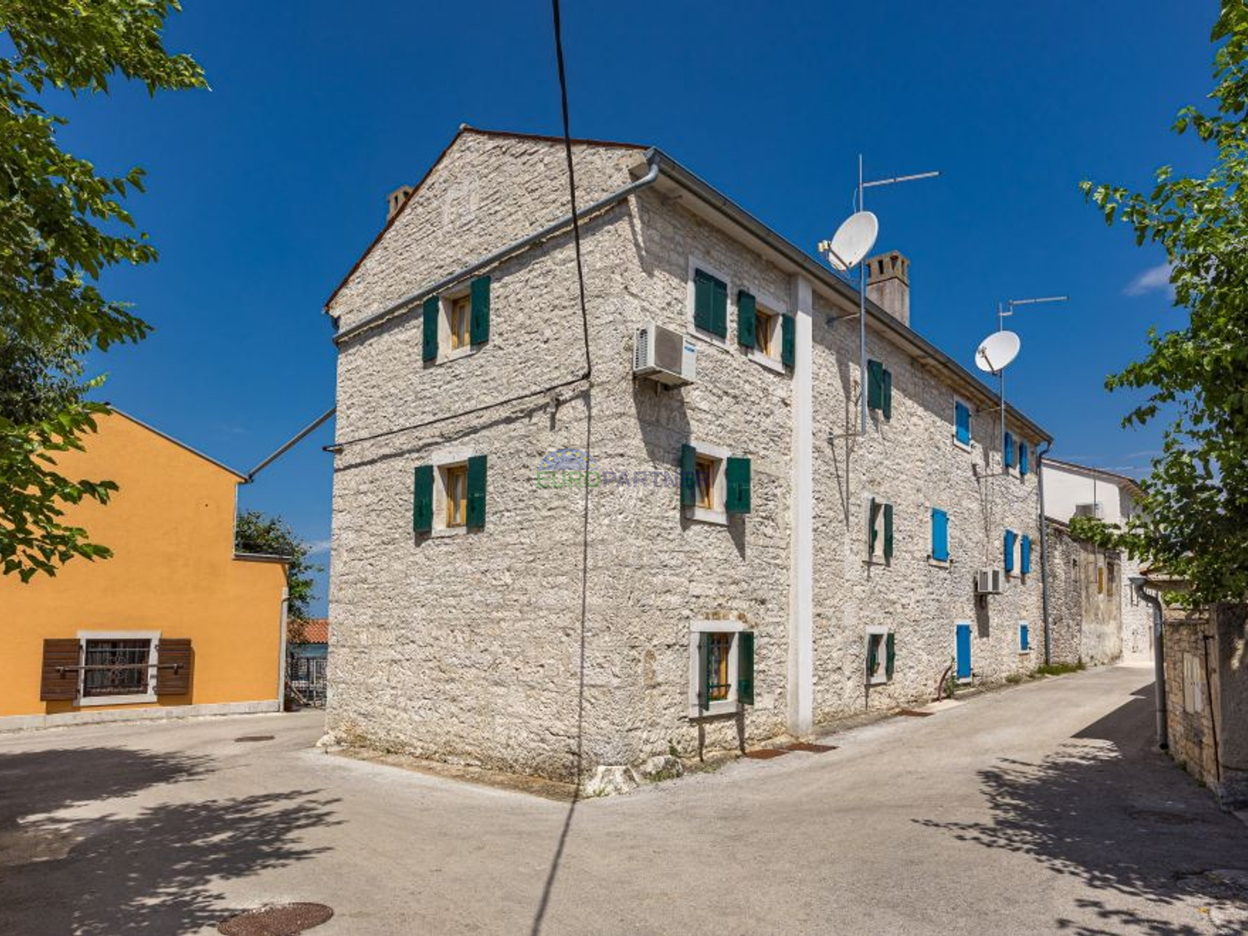 Istra, Kanfanar, Steinhaus mit zusätzlichem Gebäude und Swimmingpool