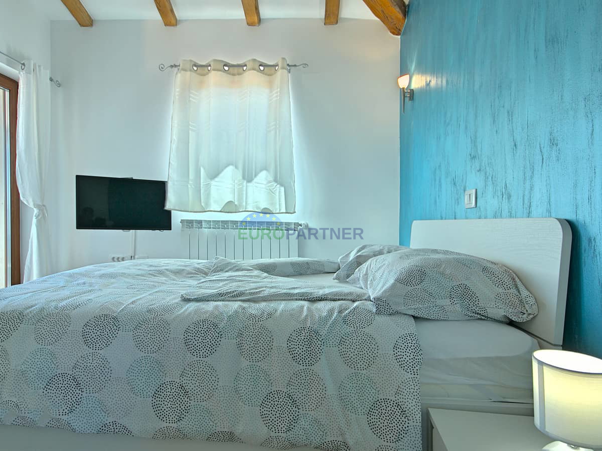 Istrien, Novigrad, Villa mit Pool an ausgezeichneter Lage