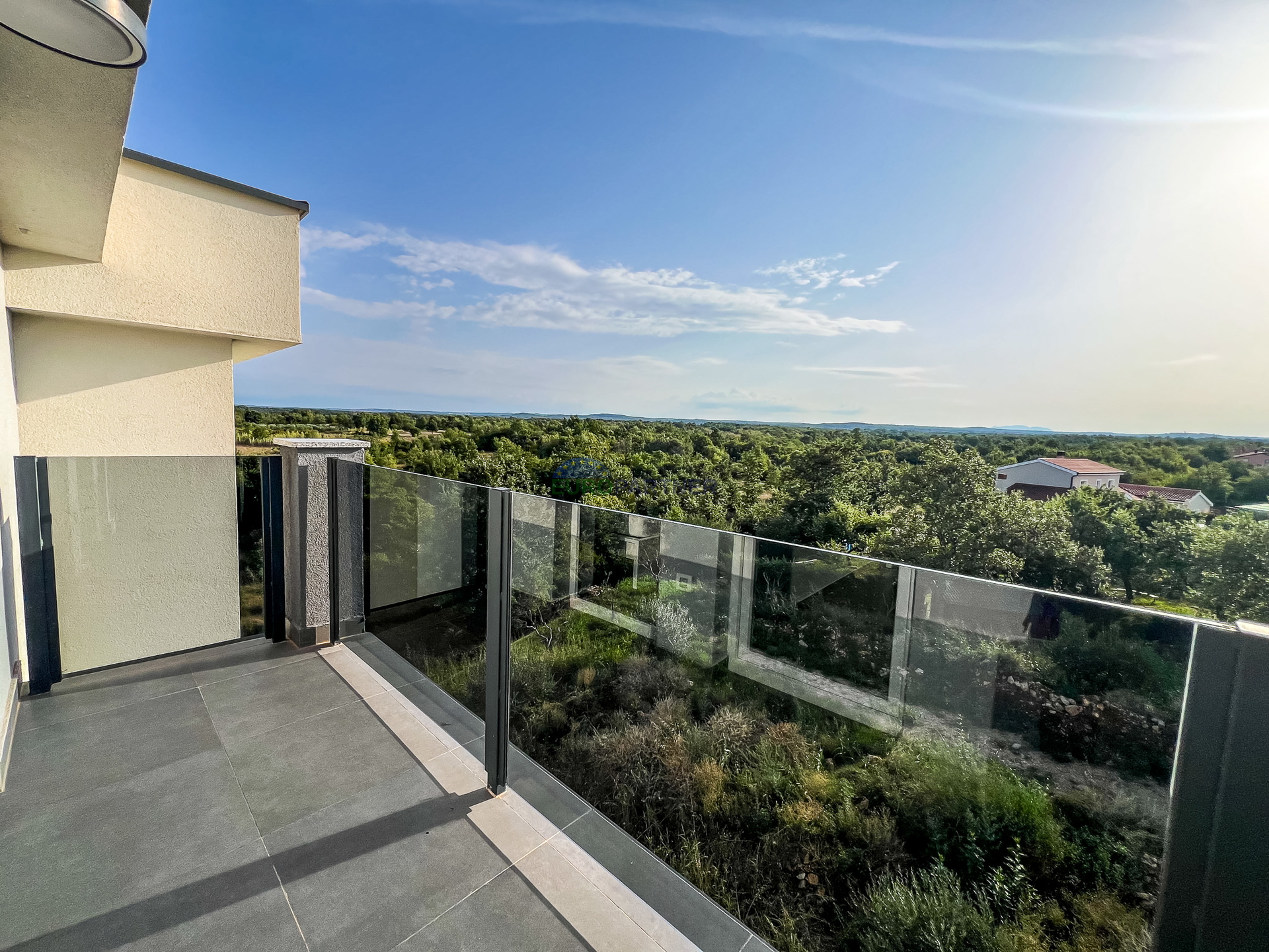 Stan s pogledom na more&comma; Pore&ccaron;&comma; Istra