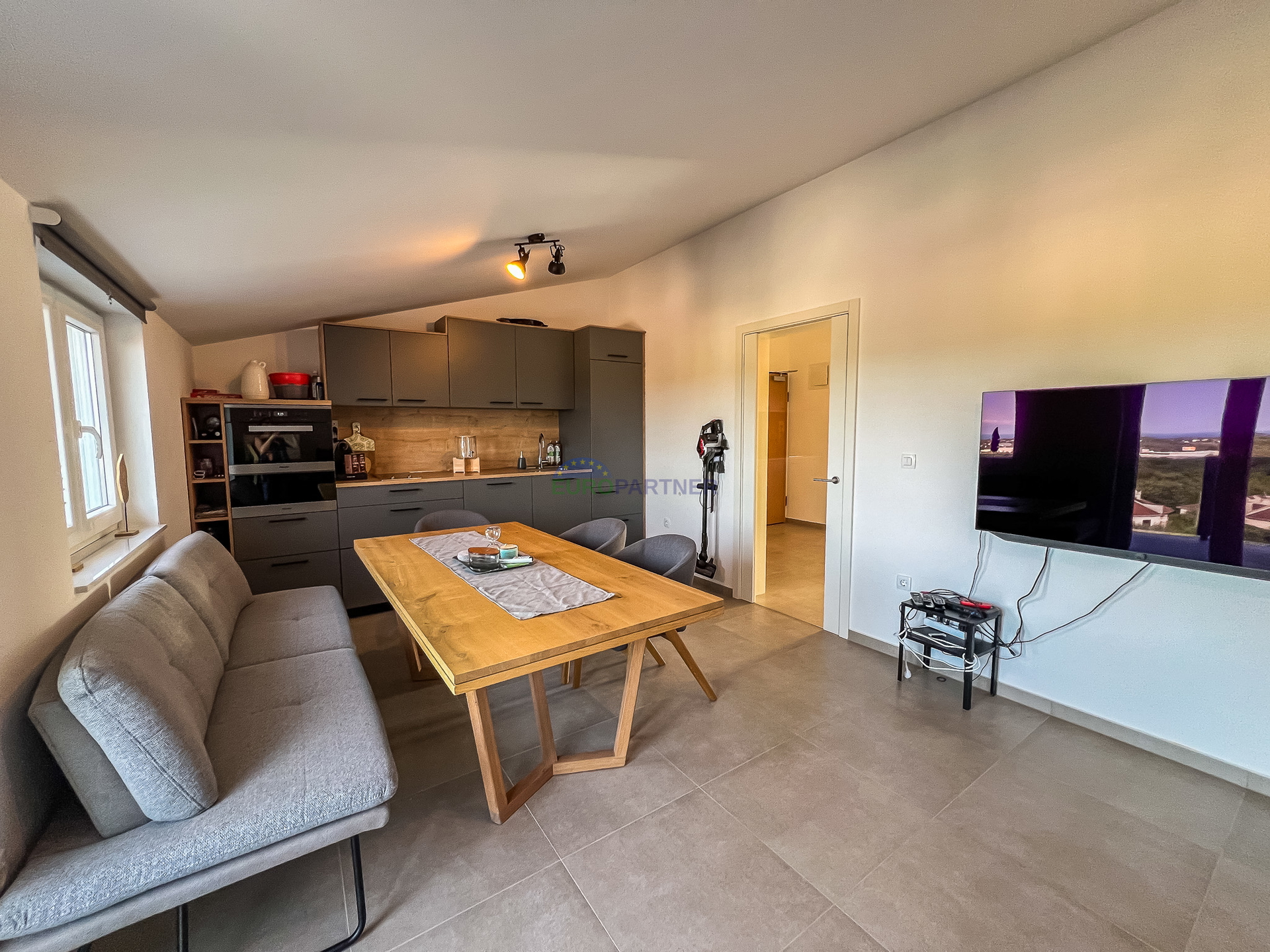 Stan s pogledom na more&comma; Pore&ccaron;&comma; Istra