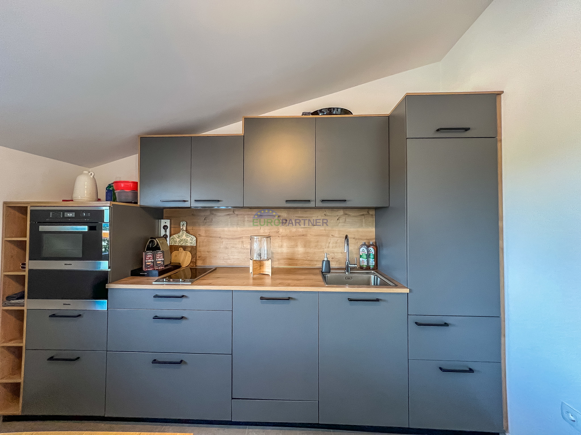 Stan s pogledom na more&comma; Pore&ccaron;&comma; Istra