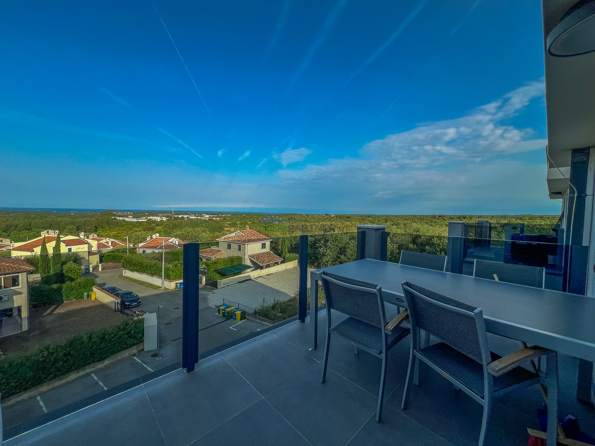 Stan s pogledom na more&comma; Pore&ccaron;&comma; Istra