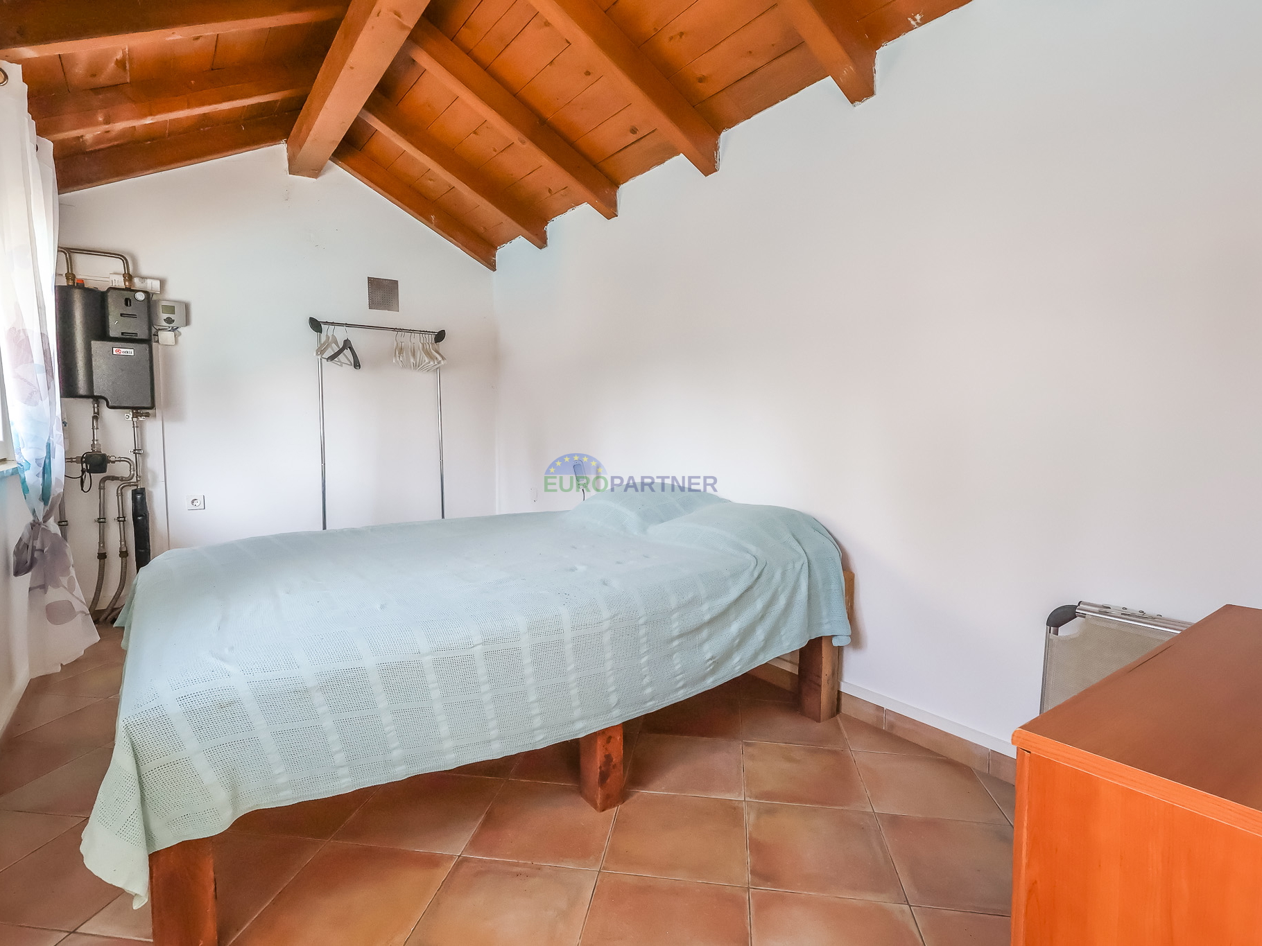 Single-story house with sea view, 10 km from Poreč