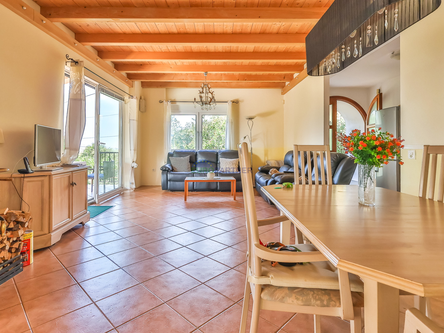 Single-story house with sea view, 10 km from Poreč