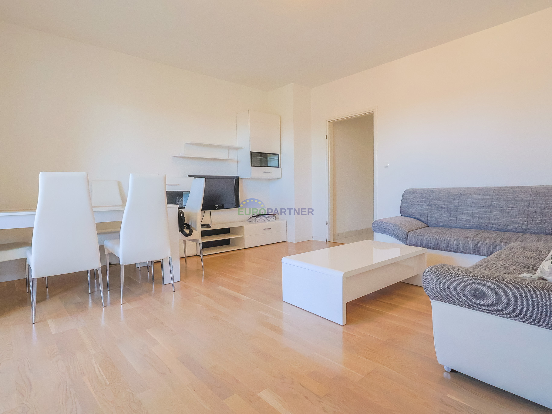 Istrien, Wohnung mit zwei Schlafzimmern in Poreč – ideal für ganzjähriges Wohnen oder Ferienimmobilie