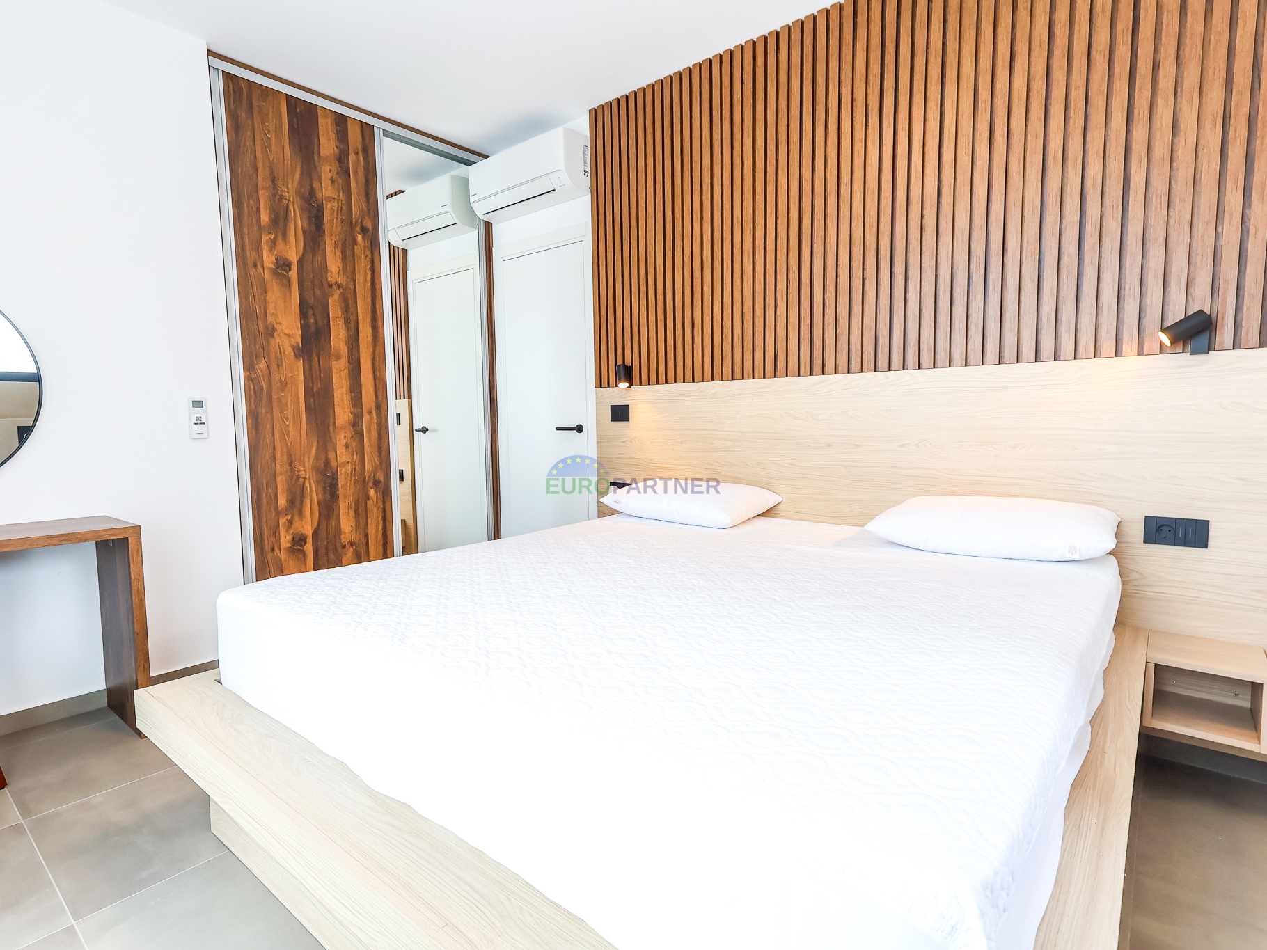Moderna vila s bazenom, 7km od centra Poreča