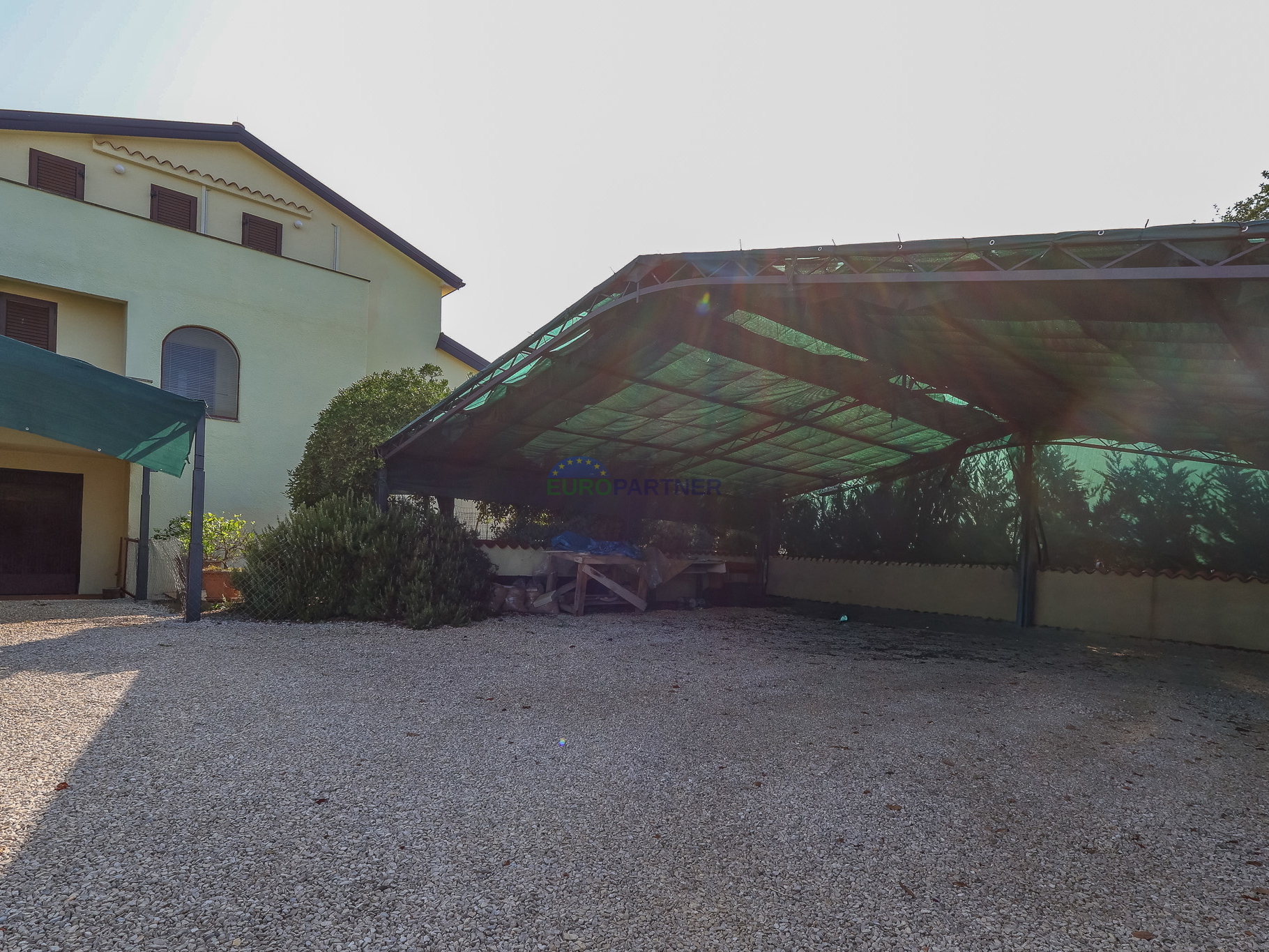 AGENZIA ESCLUSIVA - Palazzina a 5 km da Parenzo, Istria