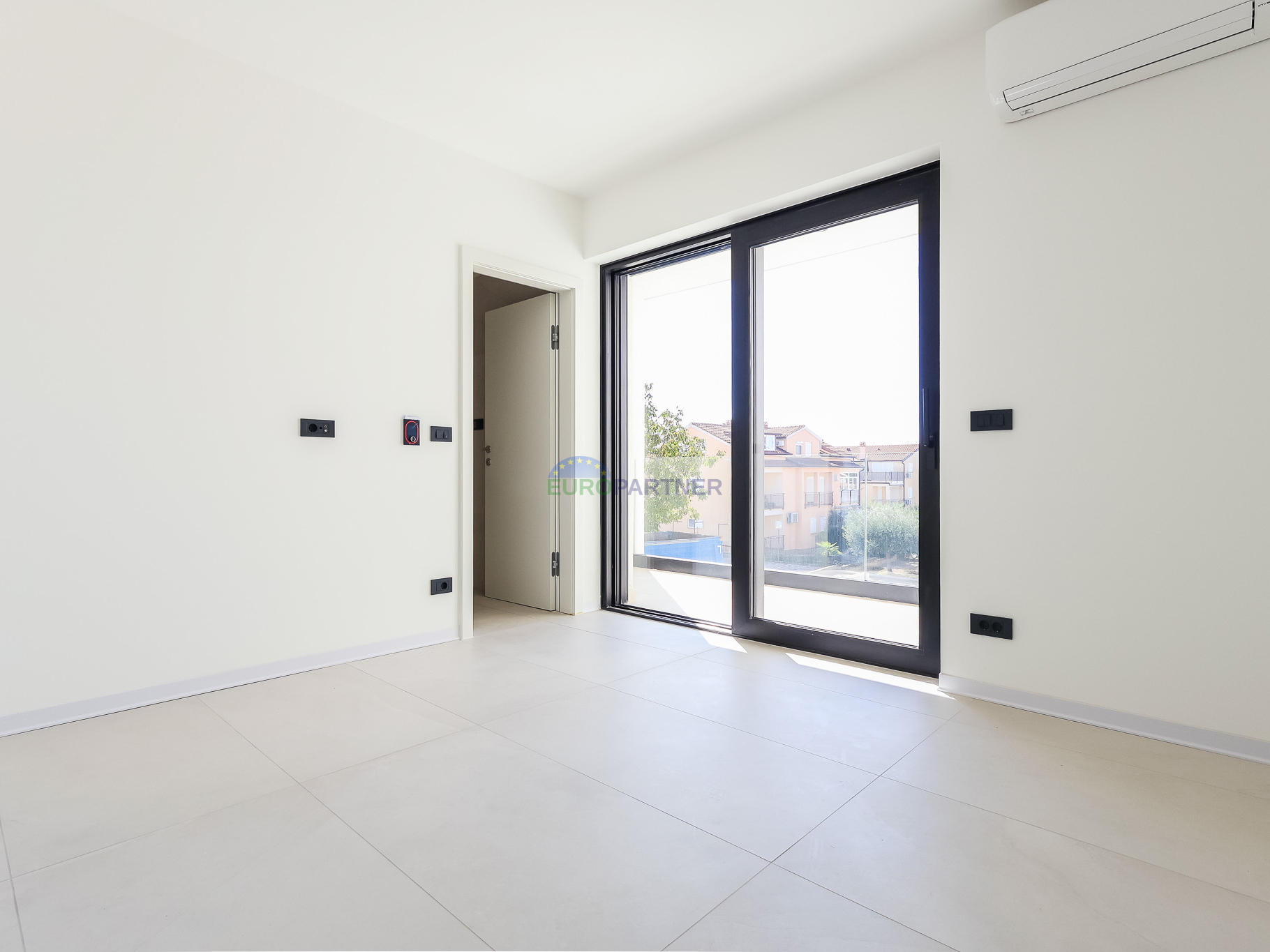 Casa a schiera con piscina, a 900 m dal mare, Poreč