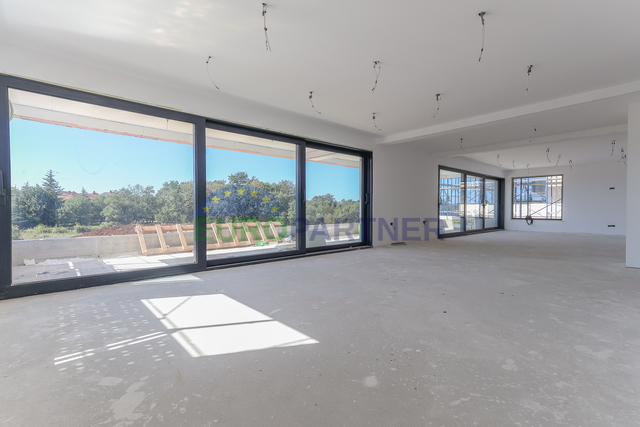 Penthouse 2 km vom Meer entfernt, Poreč