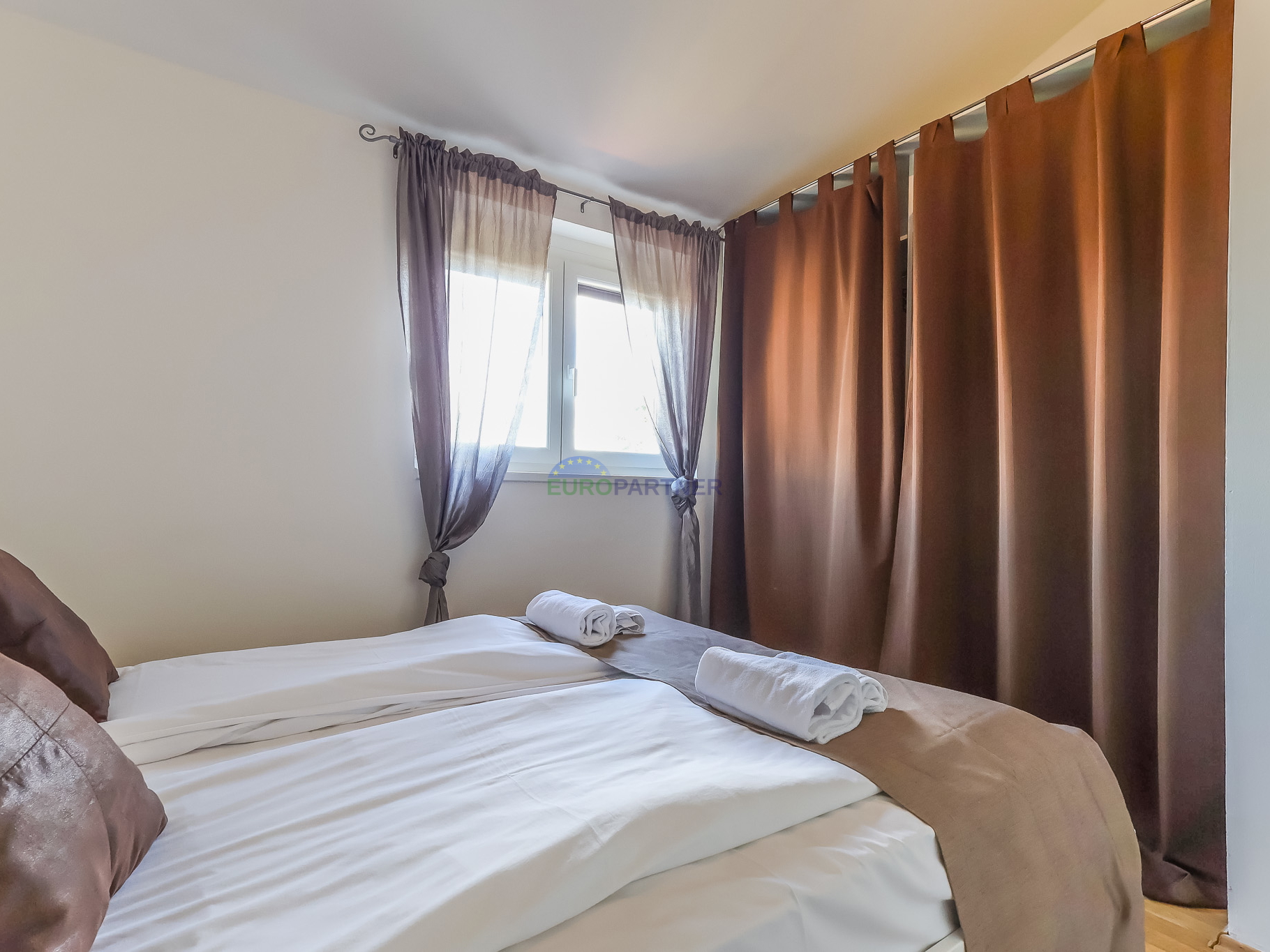 Appartamento con vista mare, 300 metri dal mare, Parenzo, Istria