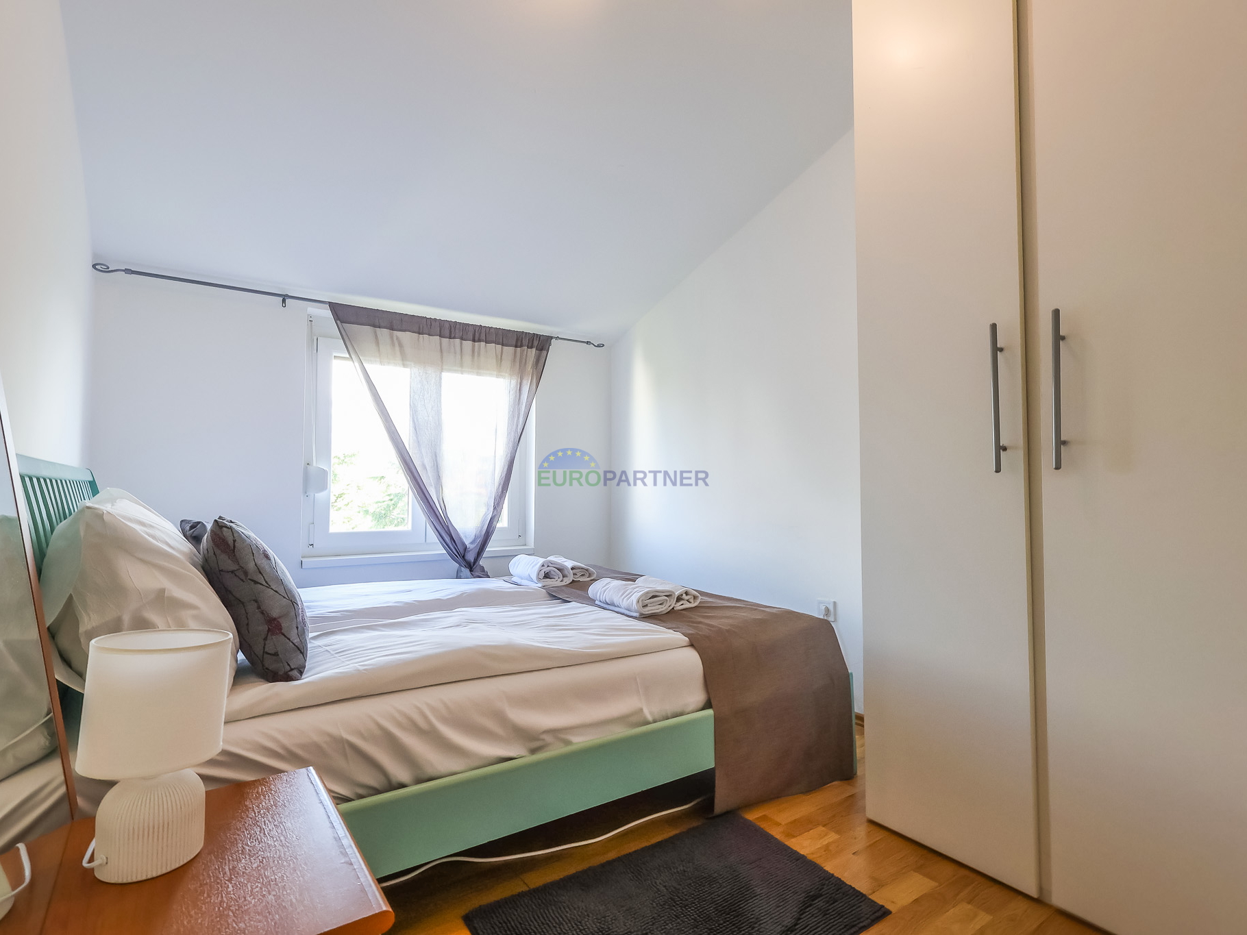 Appartamento con vista mare, 300 metri dal mare, Parenzo, Istria