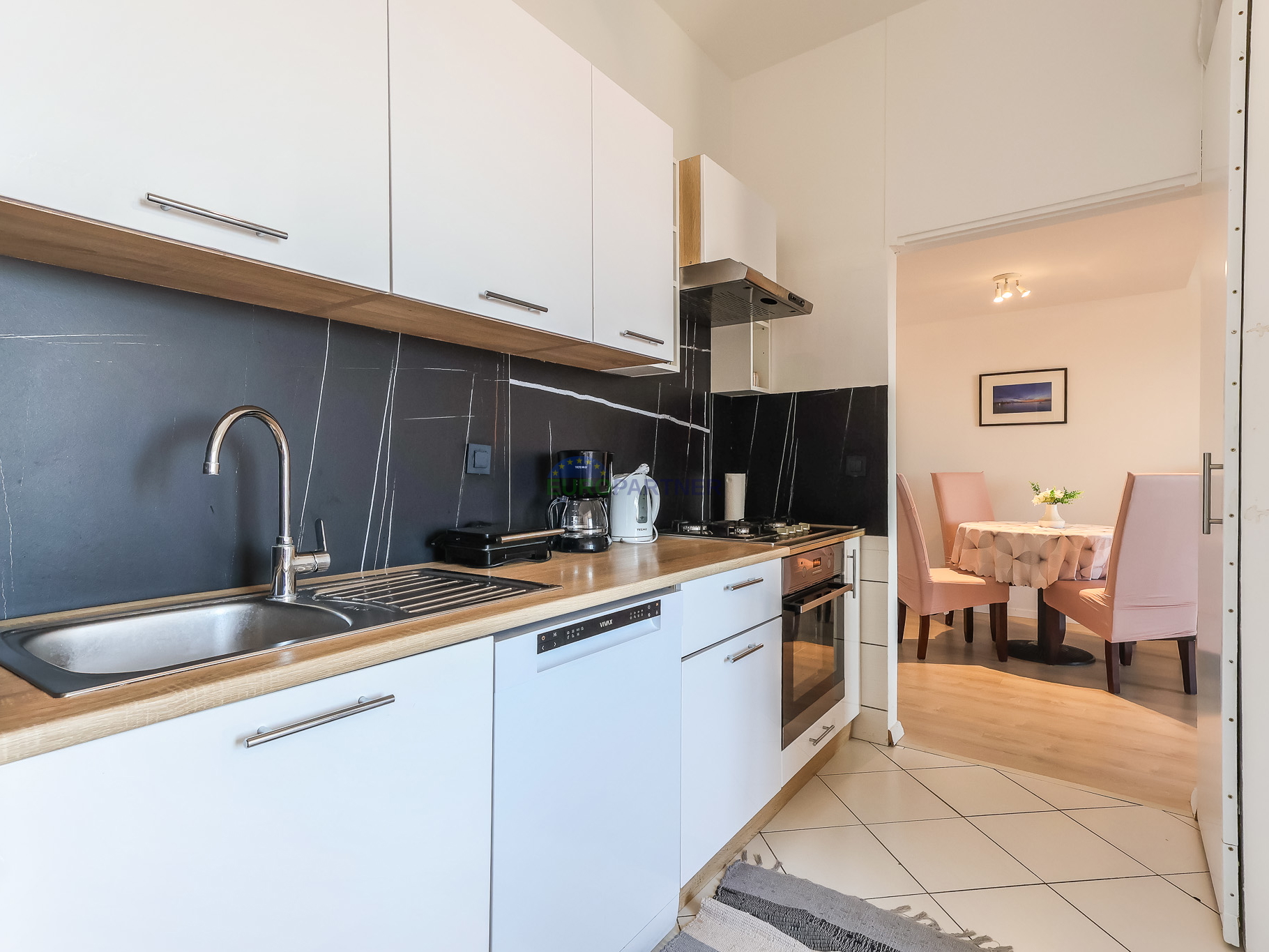 Appartamento con vista mare, 300 metri dal mare, Parenzo, Istria