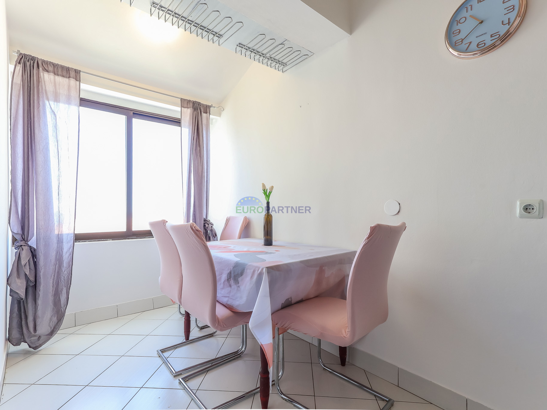 Appartamento con vista mare, 300 metri dal mare, Parenzo, Istria