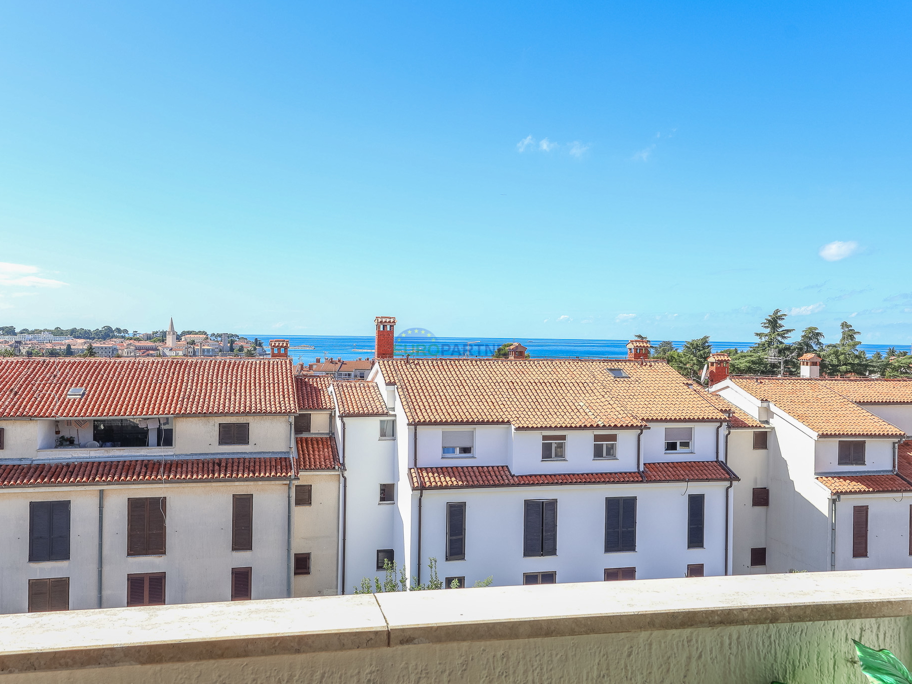 Appartamento con vista mare, 300 metri dal mare, Parenzo, Istria
