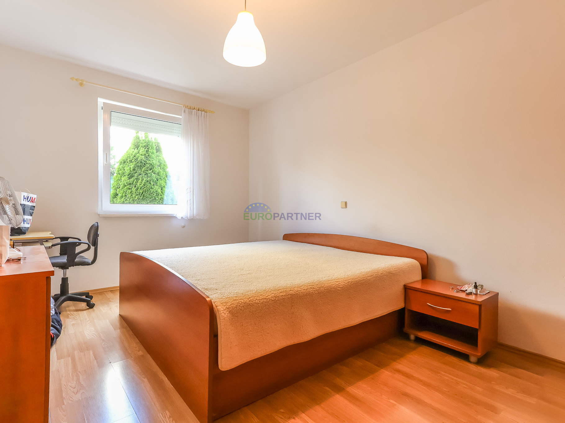 Casa indipendente con 4 appartamenti, Funtana